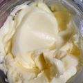 めいぷちゅりん's cooksnap of when they made 新鮮！生クリームから手作りバター1.