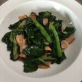 ☆シンディ's cooksnap of when they made 茎ブロッコリーの葉とベーコンの炒め物.