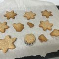 YuMy84's cooksnap of when they made サクサク材料３つの型抜きクッキー★.