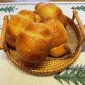 おなすびころりん's cooksnap of when they made 手作り全粒粉ロールパン.