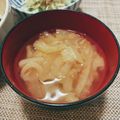 もんレシピ's cooksnap of when they made 簡単５分☆大根とキャベツのお味噌汁.