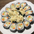 Yokchina's cooksnap of when they made ❤カニカマで簡単☆かにマヨ☆寿司❤.