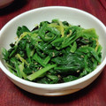 ぬこぬい戸田さん's cooksnap of when they made 簡単♪ほうれん草と海苔のナムル.