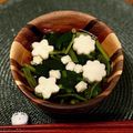 マルんちの丸顔's cooksnap of when they made 簡単☆型抜きはんぺんで☆手抜きなお吸い物.