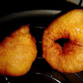 asapeko's cooksnap of when they made 一番簡単！計り無し！HM豆腐ドーナツ.