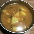 Yokchina's cooksnap of when they made 細切り大根とじゃがいもの味噌汁.
