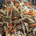 runrun0504's cooksnap of when they made ささがきごぼうの胡麻味噌きんぴら.