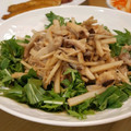 τомоко's cooksnap of when they made ごぼうときのこの中華風マリネ【作りおき】.