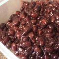 konochin's cooksnap of when they made アメリカで簡単 黒豆煮 【おせちに】.