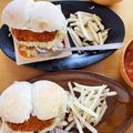 ロシアンティー⭐'s cooksnap of when they made ✾大好きなパン屋さんのエビカツバーガー✾.