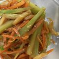 kinkinsan's cooksnap of when they made ブロッコリーの茎と人参のきんぴら♡.