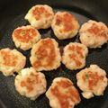 こちょ②'s cooksnap of when they made 簡単 時短　はんぺんと明太子の焼き団子.