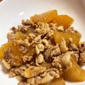 みるきぃ～2's cooksnap of when they made 大根と豚こまの甘辛煮.