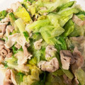 тakuмasa✩。's cooksnap of when they made 10分で簡単おかず★豚肉とレタスの塩炒め.