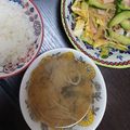 2児ママみきてぃ's cooksnap of when they made もやしとワカメの味噌汁♪.
