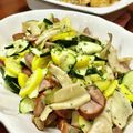 Superlittleboo's cooksnap of when they made ズッキーニとウインナーの炒めもの.