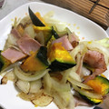 冷蔵庫レスキュー隊's cooksnap of when they made ベーコンと南瓜と玉ねぎの炒め物.