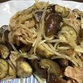 tutocook's cooksnap of when they made 豚こま茄子もやしのにんにく醤油炒め☆.