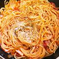 がっつママ's cooksnap of when they made フライパン１つでドライトマトのナポリタン.