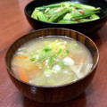 Superlittleboo's cooksnap of when they made 白菜 えのき 人参の味噌汁^^.
