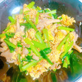 プー♡'s cooksnap of when they made 小松菜としめじと卵のオイスター炒め.