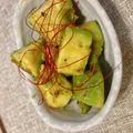 tamagogo's cooksnap of when they made 簡単おつまみ*アボカドの白ワインソテー.
