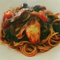 yokoyoko76's cooksnap of when they made 濃厚☆牡蠣のトマトソースパスタ.
