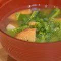 Nakatojias's cooksnap of when they made 春キャベツとさつま揚げのお味噌汁.