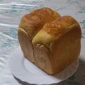 ♧めぐ♧'s cooksnap of when they made 手捏ねで柔らか食パン！生クリーム蜂蜜入り.