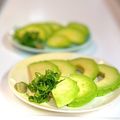 かっちゃん杉's cooksnap of when they made 簡単おつまみ♪アボカドの大葉・わさび添え.