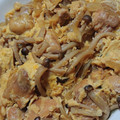 ナーちゃん's cooksnap of when they made 鶏モモ肉としめじの卵とじ.