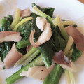 kashikon's cooksnap of when they made ちぢみほうれん草と舞茸のバター炒め.