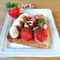 Newチヨコっと♪'s cooksnap of when they made ♡苺とバナナのカカオトースト♡.