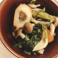 28歳の人's cooksnap of when they made 我が家の定番煮びたし♪サニーレタスで♪.