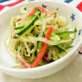 U☆kaoru's cooksnap of when they made カニカマともやし、きゅうりのナムル.