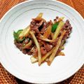 ｊｏｃｏｍｏｍｏｌａ's cooksnap of when they made 牛薄切り肉でジャガイモ入り青椒肉絲.