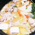 yumihuar's cooksnap of when they made 絶品♡まつや とり野菜みそ風 鍋.
