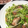 ※ぴーまん's cooksnap of when they made サバ缶と豆苗をレンチンで♪.