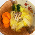 あたい桃's cooksnap of when they made オレンジ白菜の丸ごと和風スープ煮.
