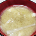こむぎぱくぱく's cooksnap of when they made 簡単！舞茸と大根のお味噌汁.