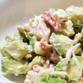 クリーピングタイム☆'s cooksnap of when they made アボカドとカニカマのわさびマヨ和え.
