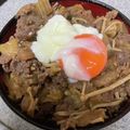 あっきん130's cooksnap of when they made コストコプルコギで温玉すき焼き丼.
