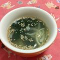 赤い電話's cooksnap of when they made 玉ねぎとワカメだけ！簡単鶏ガラスープ.
