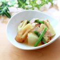 runa10's cooksnap of when they made 簡単！大根とちくわとベーコンのコンソメ煮.