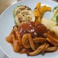 コスモポリタン's cooksnap of when they made 良くある煮込みハンバーグ。でも美味しい♪.