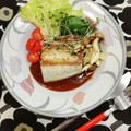 在宅勤務のおじさん's cooksnap of when they made 鯖としめじのムニエル 味噌仕立てソースで.