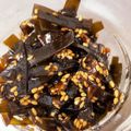 smallrose's cooksnap of when they made 湯豆腐の残り昆布で佃煮.