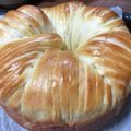 どっど's cooksnap of when they made チョコ入りもちもちっ、ウールロールパン.