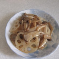 きらり流れ星's cooksnap of when they made 蓮根としめじのガリバタ醤油炒め.