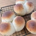 sweetmoca's cooksnap of when they made バナナがいっぱい♪ふかふかのまるパン.